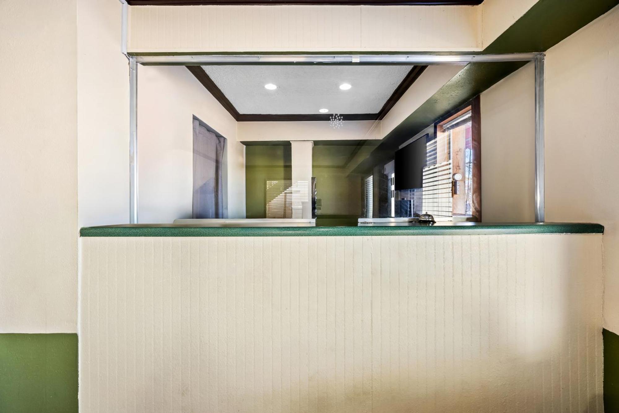 America'S Best Value Inn-Columbia Bagian luar foto