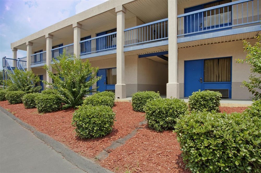 America'S Best Value Inn-Columbia Bagian luar foto